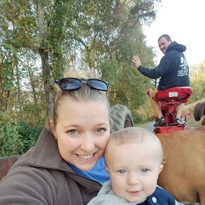 Meet your Posher, Kendra